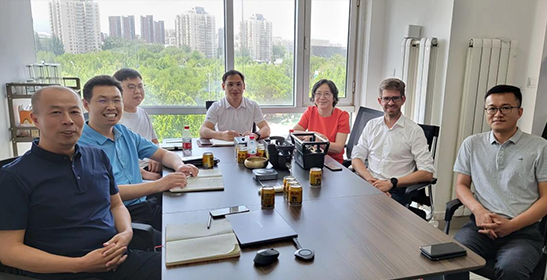 推女郎松果三点尽露视频